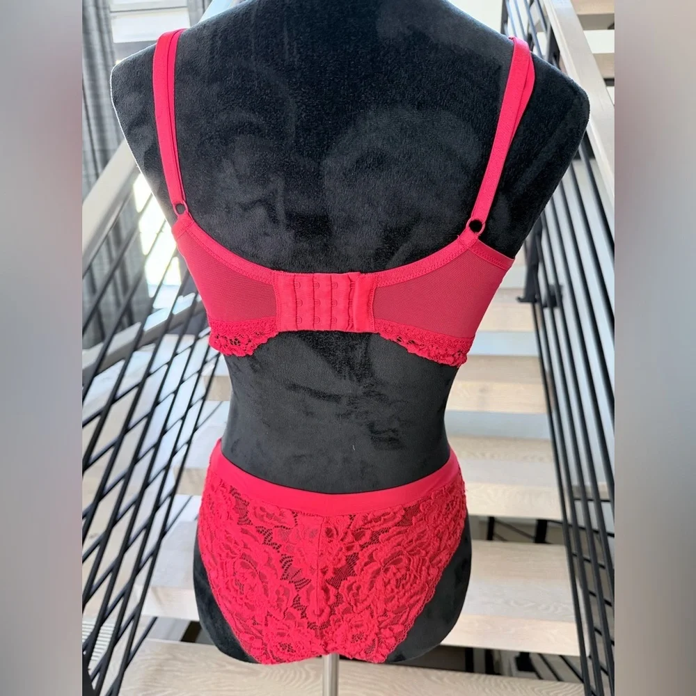 Red Lace Bralette & Panties Matching Set - Women's Intimates